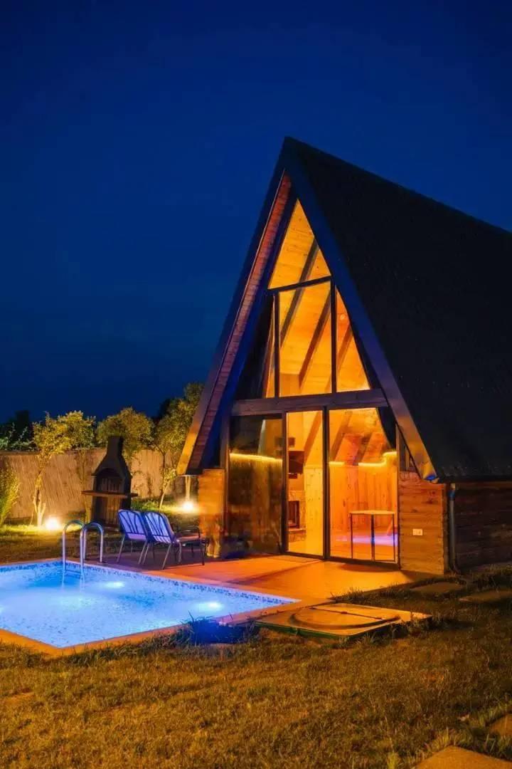 Sapanca Uzunkum'da Sakin Doğada, Isıtmalı Havuzlu, Ferah Bungalov-43944