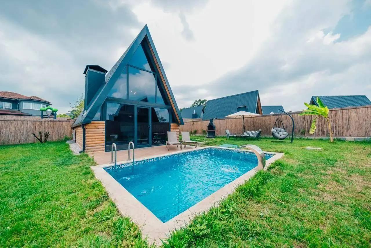 Sapanca Uzunkum'da Sakin Doğada, Isıtmalı Havuzlu, Ferah Bungalov-43944