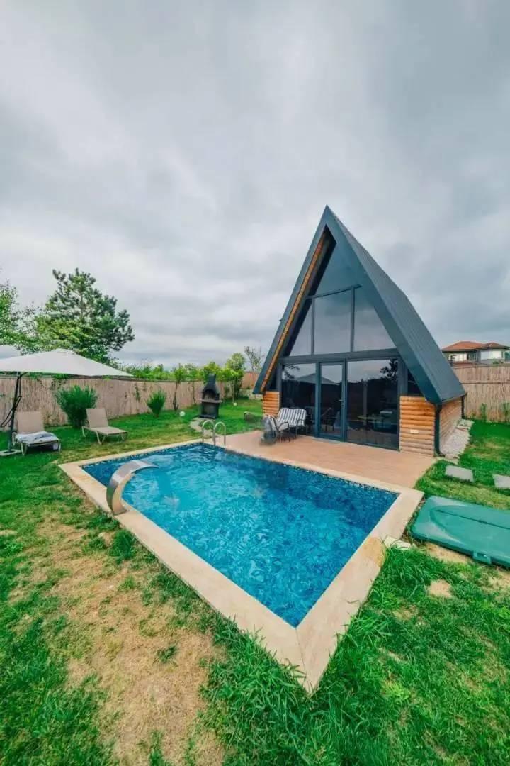 Sapanca Uzunkum'da Sakin Doğada, Isıtmalı Havuzlu, Ferah Bungalov-43944