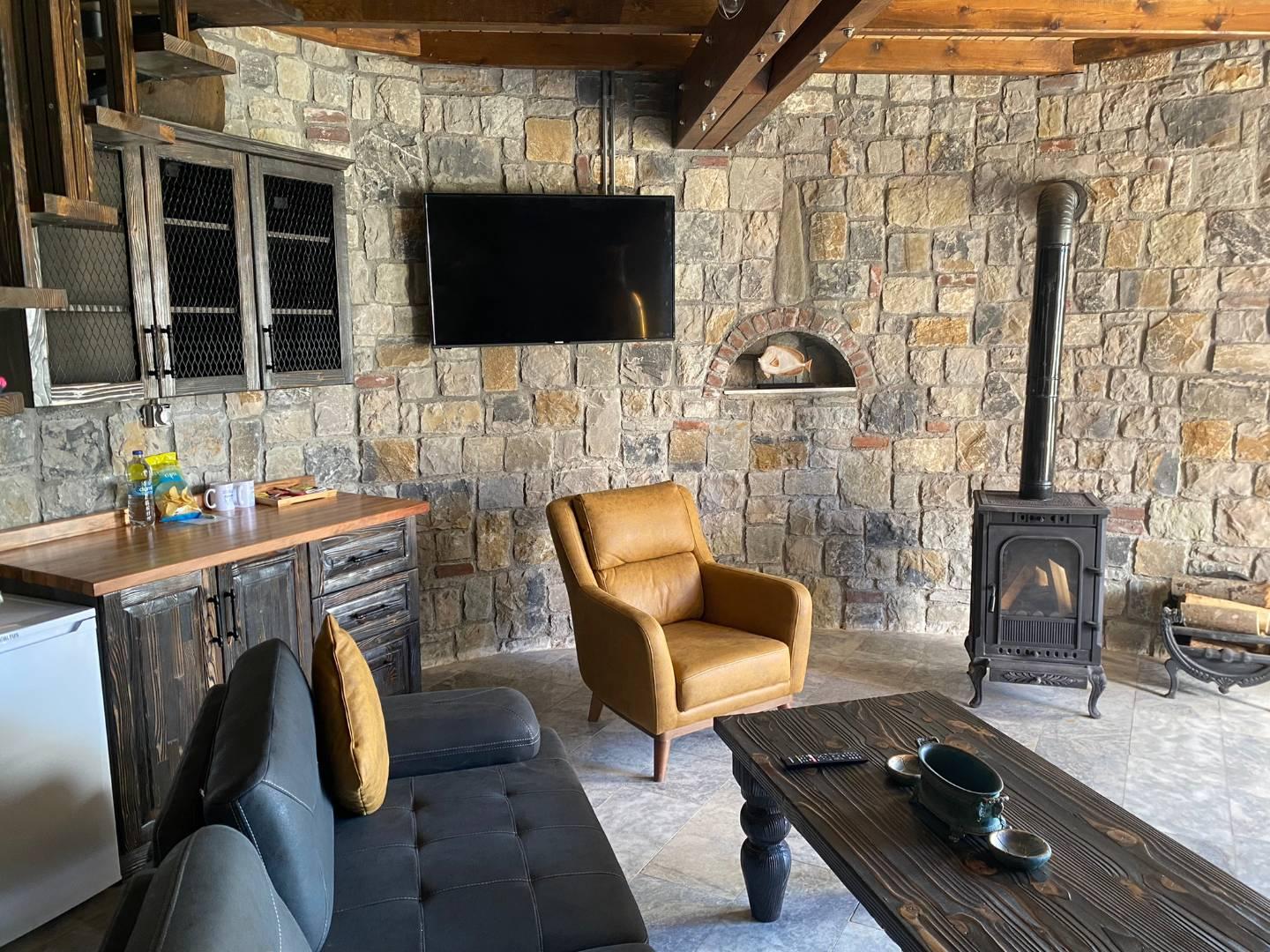 Sapanca Yanık'ta Doğanın Kucağında, Tesis İçerisinde, Şık Taş Ev-35935