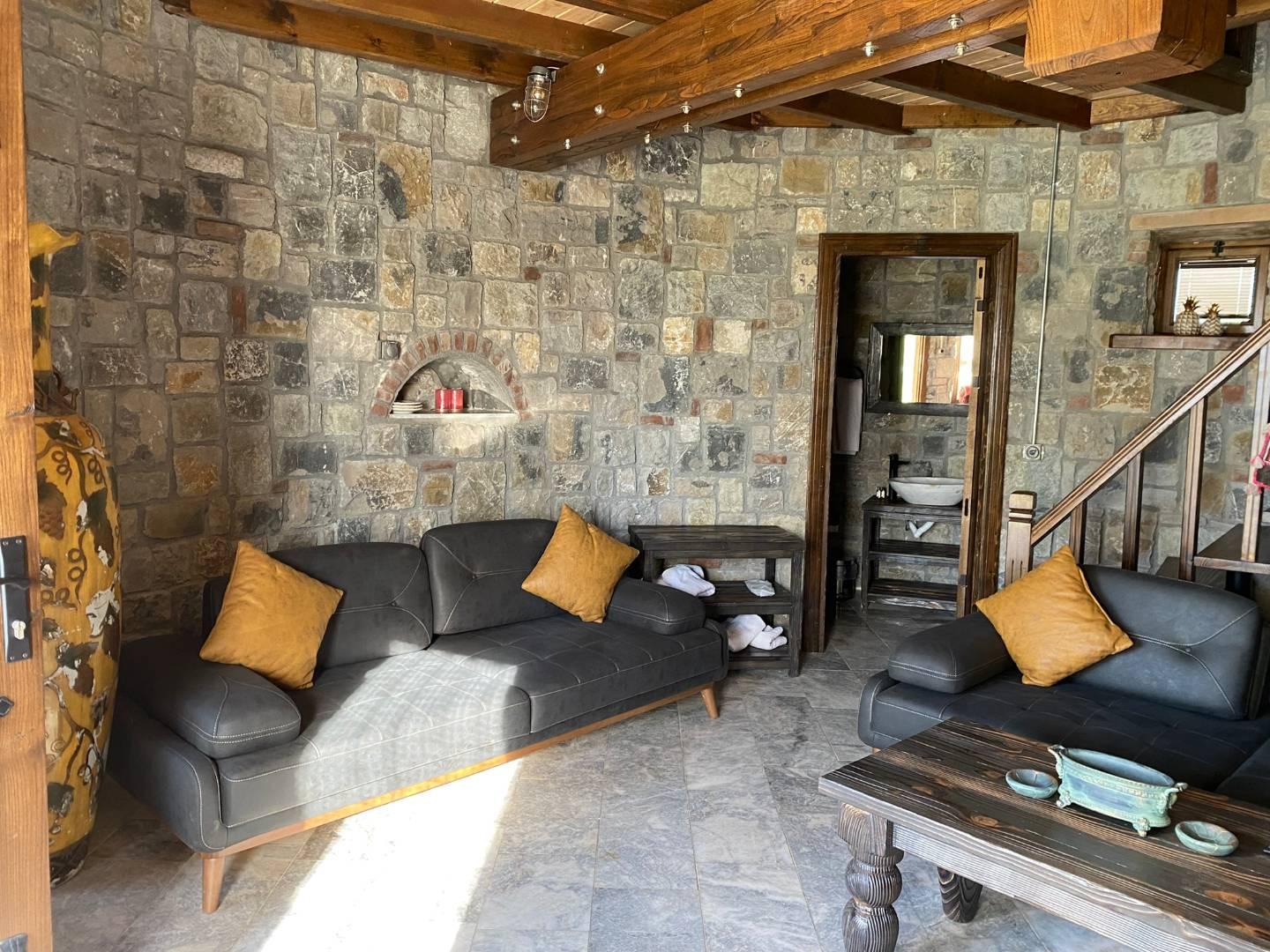 Sapanca Yanık'ta Doğanın Kucağında, Tesis İçerisinde, Şık Taş Ev-35935