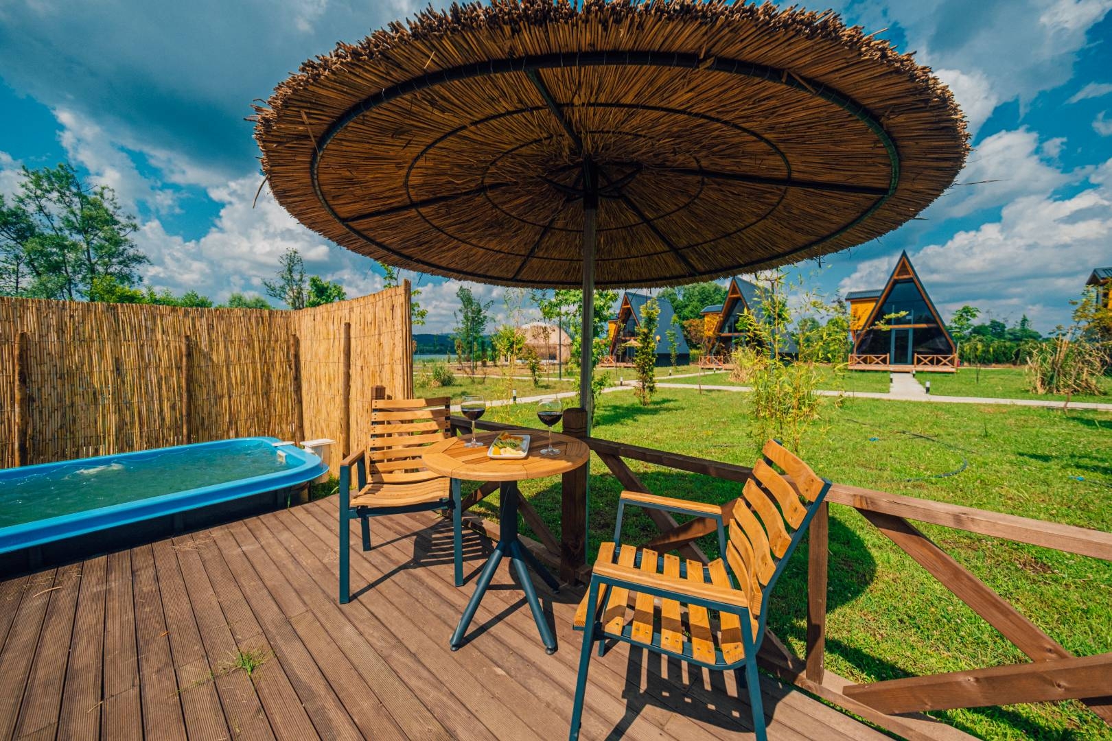 Sapanca Yanık'ta Tesis İçerisinde, Serinleme Havuzlu, Şık Glamping