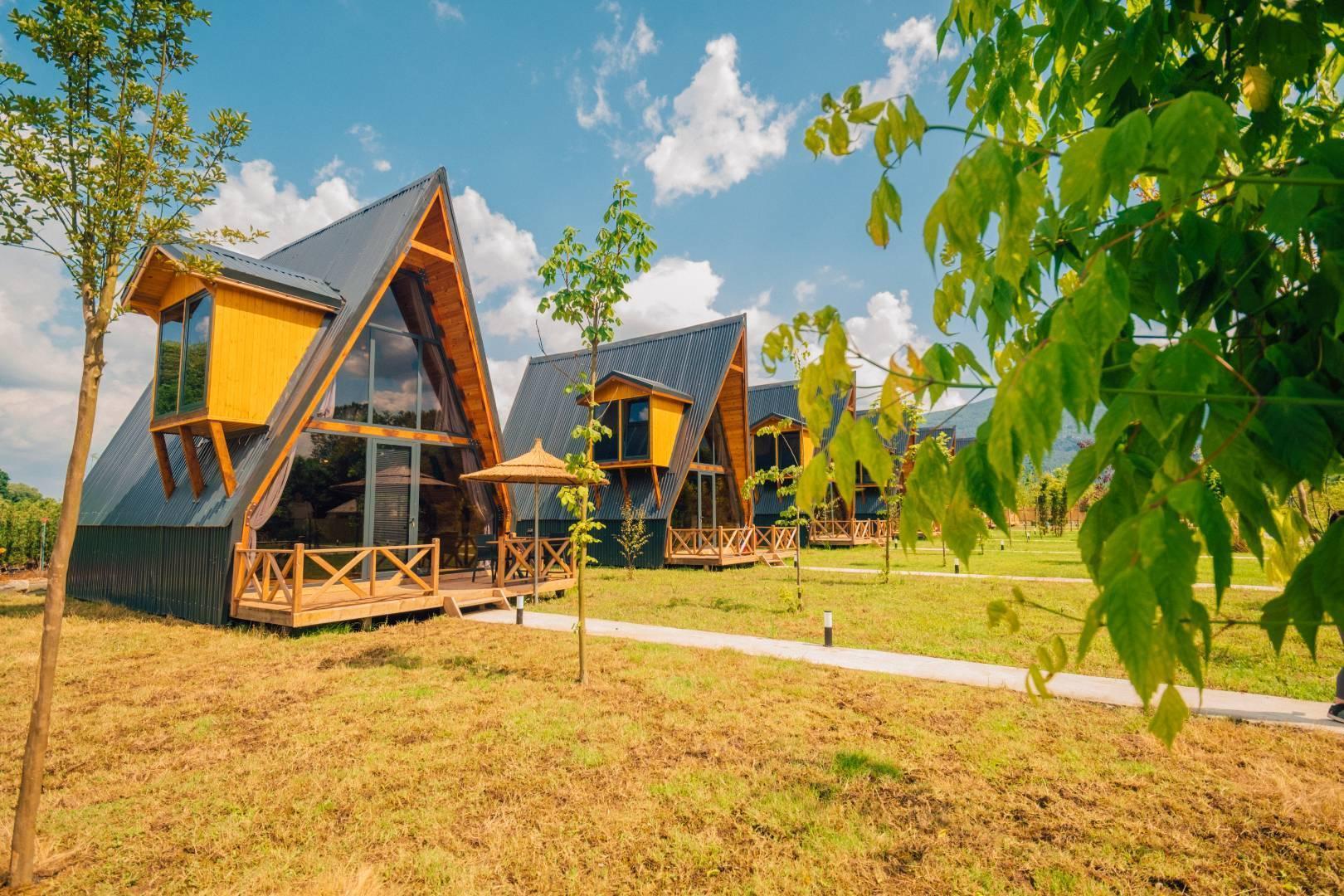 Sapanca Yanık'ta Göz Alıcı Doğada, Kahvaltı Dahil, Konforlu Bungalov-35956