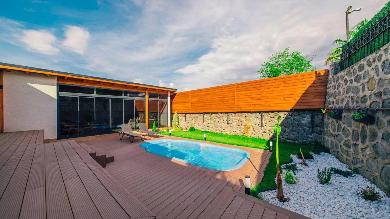 Sapanca Yanık'ta Huzurlu Doğada, Özel Havuzlu, Şık Tiny House