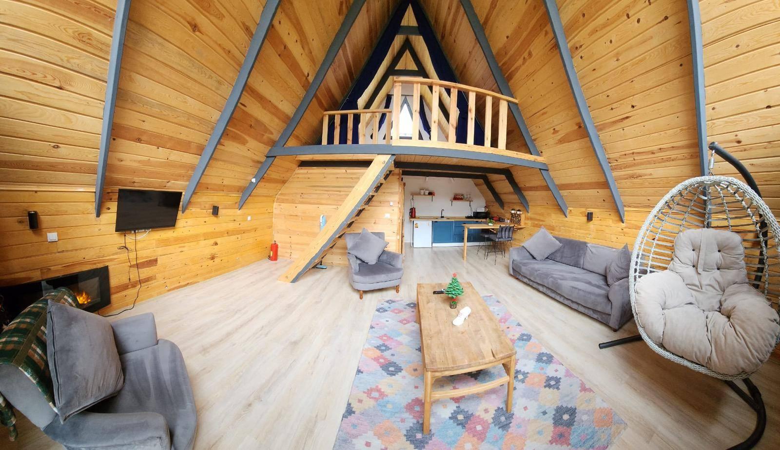 Sapanca'da Muhteşem Doğa İçerisinde, Isıtmalı Havuzlu, Lüks Bungalov-36363