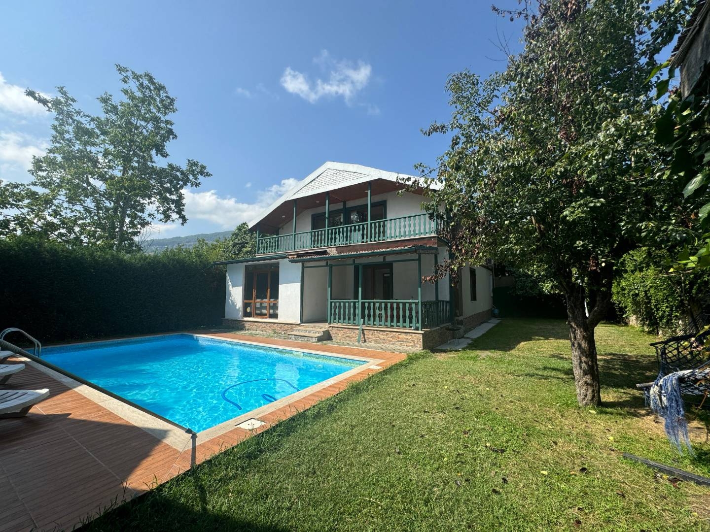 Sapanca'da Doğa İçerisinde, Özel Havuzlu, 10 Kişilik Villa