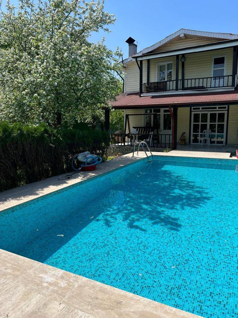 Sakarya Sapanca'da Aile Gruplarına Uygun, Özel Havuzlu, Şık Villa