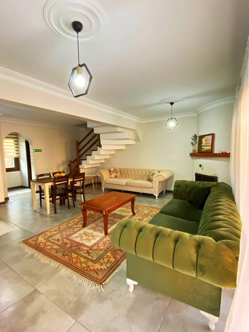 Sapanca Kırkpınar'da Merkezi Konumda, Isıtmalı Havuzlu, Modern Villa-40702