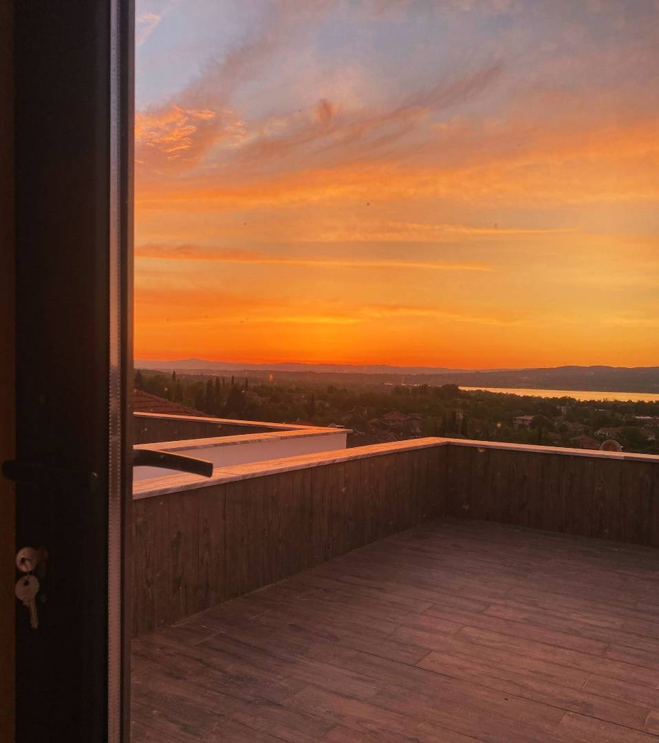 Sapanca Kırkpınar'da Geniş Bahçe İçerisinde, Özel Havuzlu, Lüks Villa