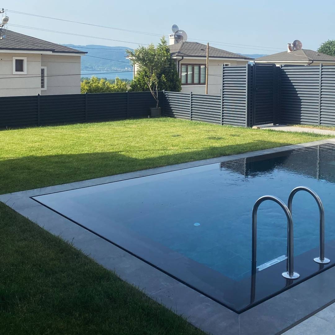 Sapanca Kırkpınar'da Geniş Bahçe İçerisinde, Özel Havuzlu, Lüks Villa
