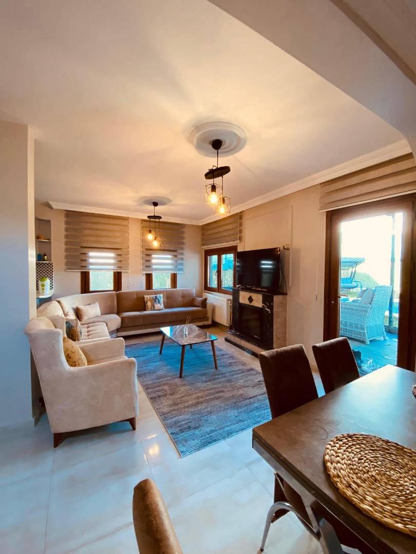 Sapanca Ünlüce'de Doğa İçerisinde, Isıtmalı Havuzlu, Lüks Villa-40976
