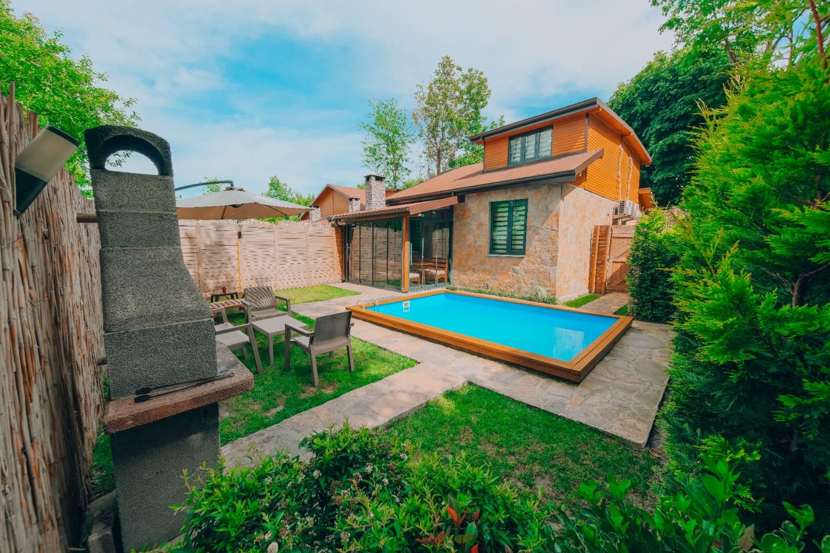 Kartepe Maşukiye'de Muhteşem Doğada, Özel Havuzlu, Geniş Bahçeli Villa-22638