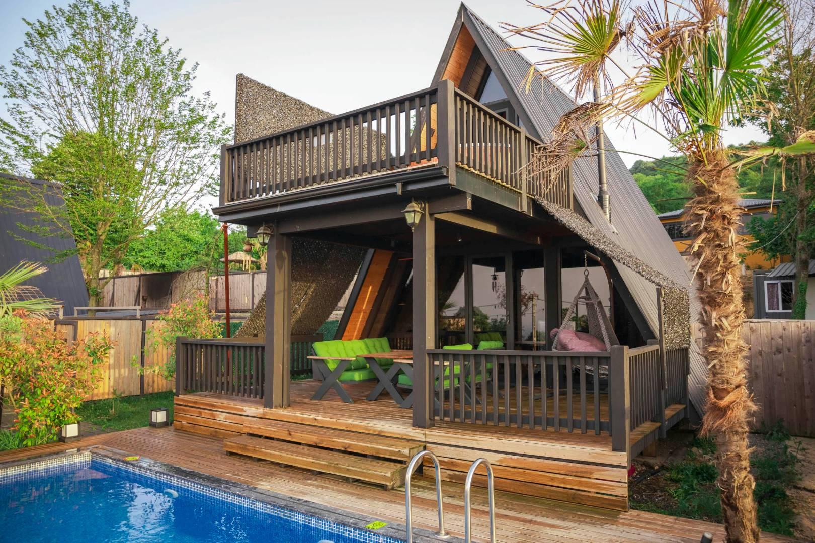 Sapanca'da Muhteşem Göl Manzaralı, Isıtmalı Havuzlu, Jakuzili Bungalov-40218