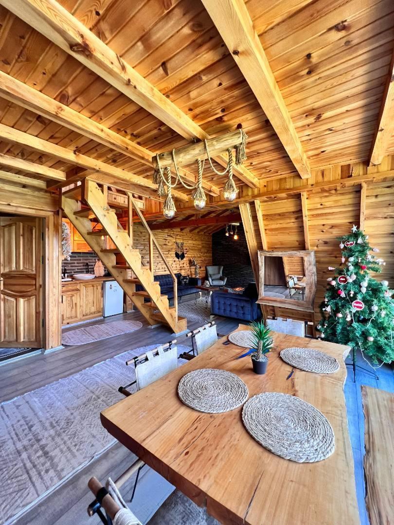 Sapanca'da Nezih Konumda, Isıtmalı Havuzlu, Jakuzili Bungalov-40223