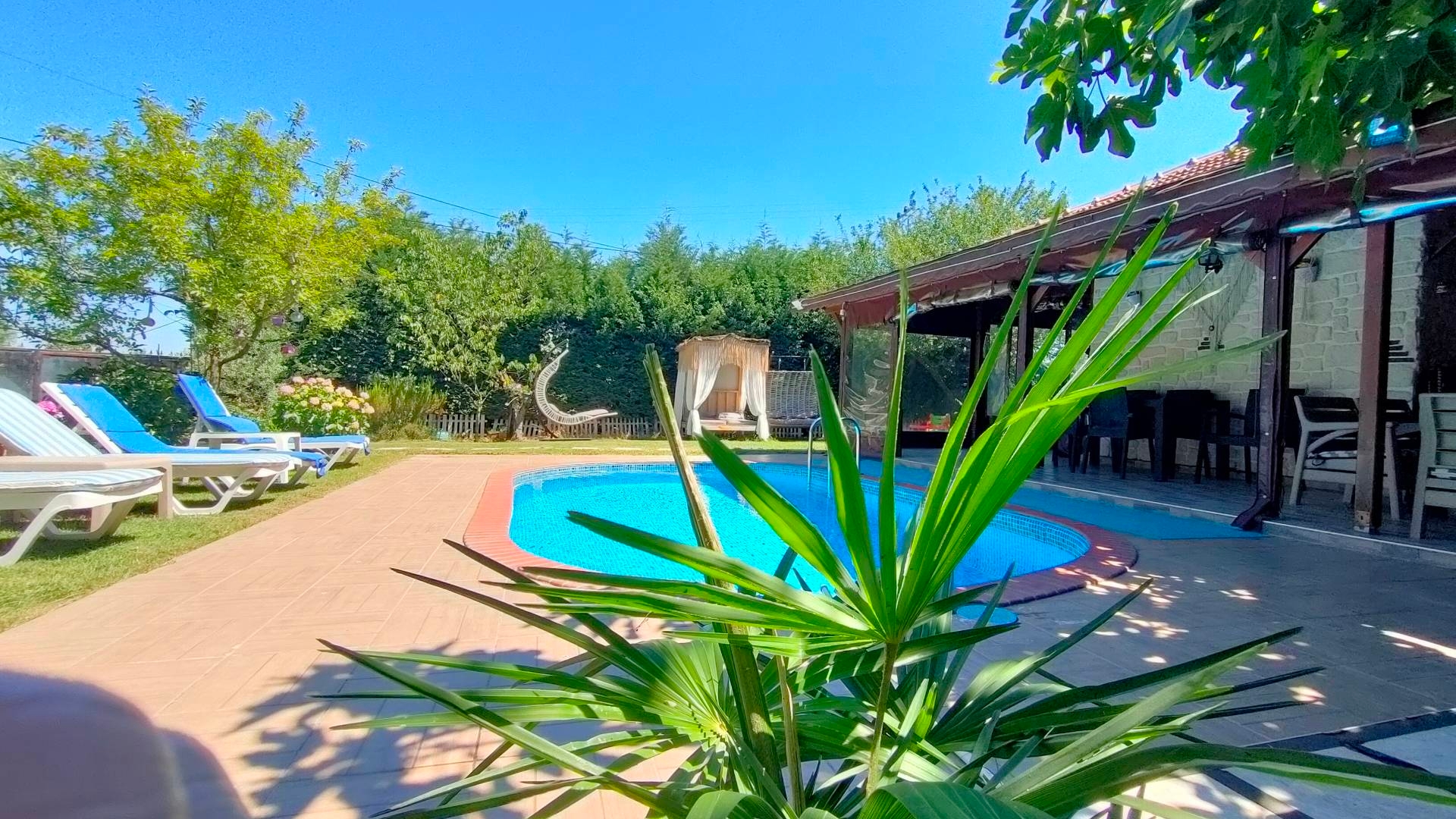 Sapanca'da Yeşillikler İçerisinde, Isıtmalı Havuzlu, 6 Kişilik Villa