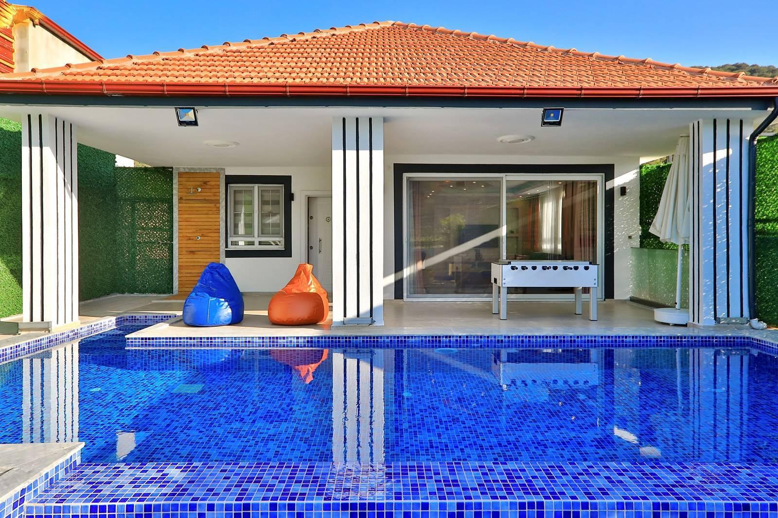 Kaş Sarıbelen'de Doğa İçerisinde, Özel Havuzlu, Lüks Villa-39886