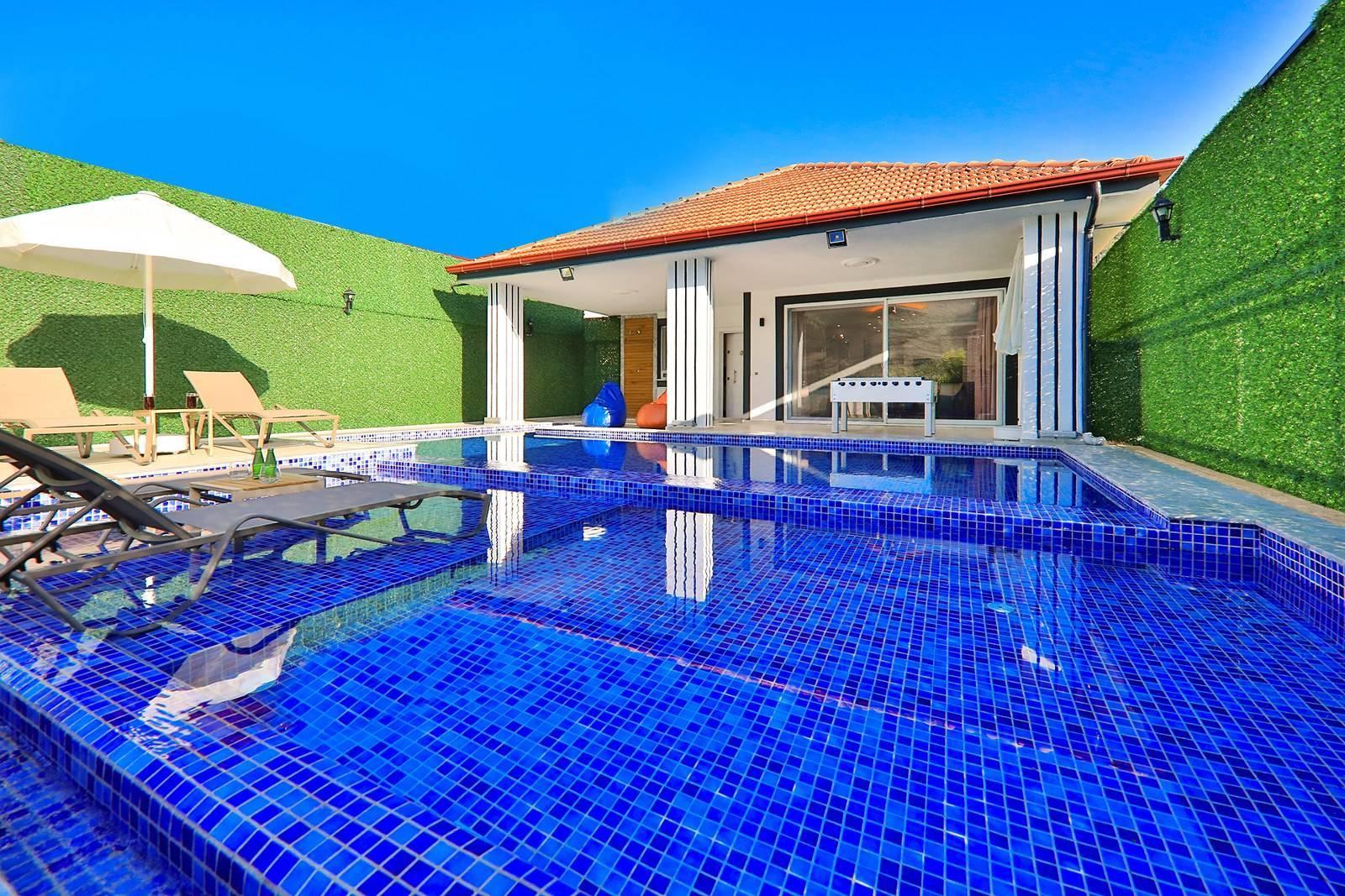 Kaş Sarıbelen'de Doğa İçerisinde, Özel Havuzlu, Lüks Villa-39886