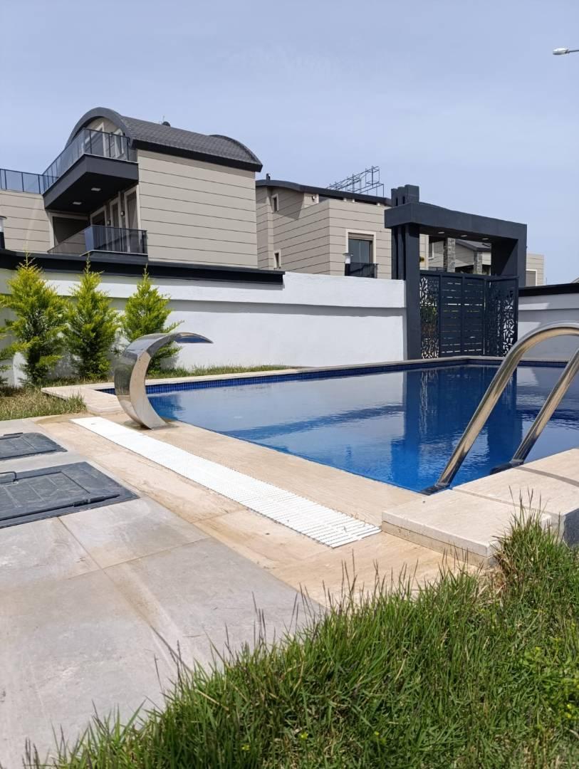 Serik Belek'te Denize Yakın Konumda, Özel Havuzlu, 3+1, Şık Villa -35938