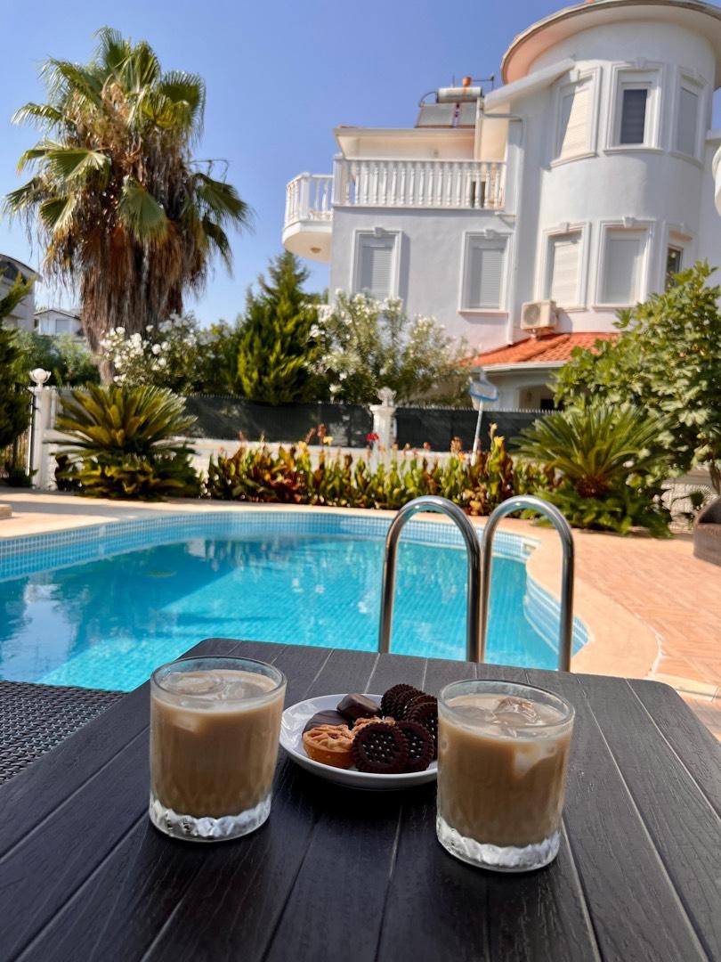 Serik Belek'te Elverişli Konumda, Özel Havuzlu, Şık Villa-42940