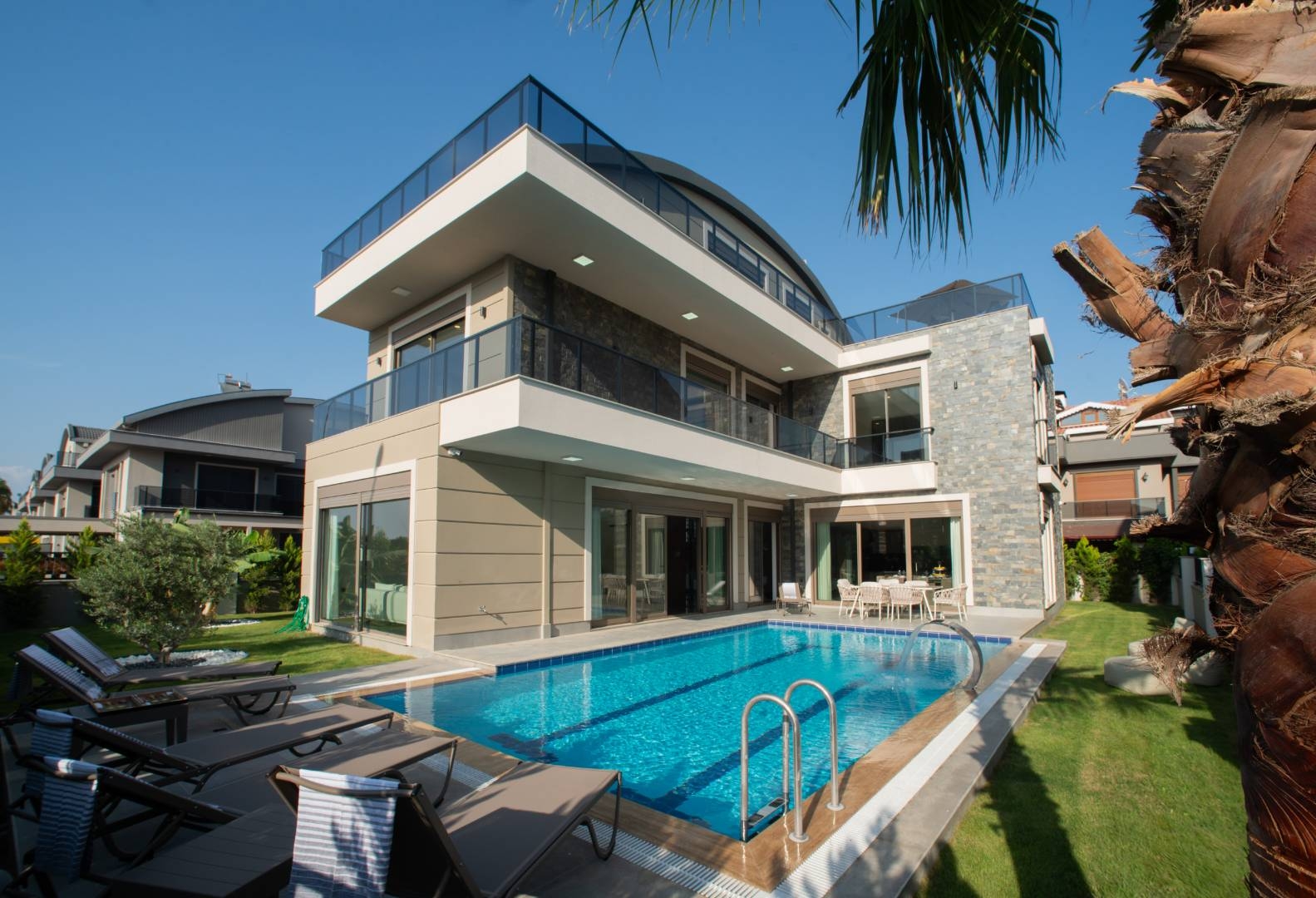 Serik Belek'te Geniş Ailelere Uygun, Özel Havuzlu, Lüks Villa