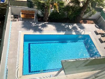 Serik Kadriye'de Geniş Alanlara Sahip, Özel Havuzlu, 10 Kişilik Villa