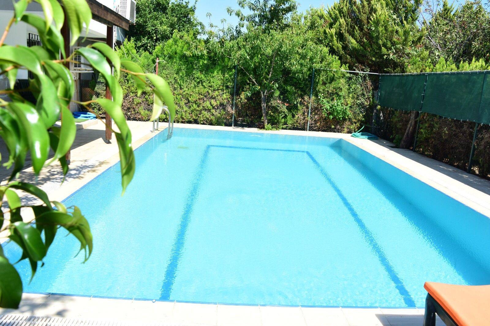 Serik Kadriye'de Nezih Site İçerisinde, Özel Havuzlu, Tatil Villası