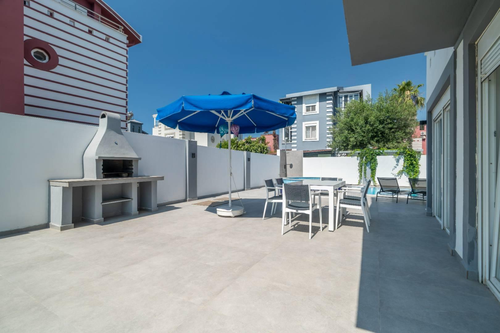 Serik Kadriye'de Geniş Ailelere Uygun, Özel Havuzlu, Ferah Villa-18737