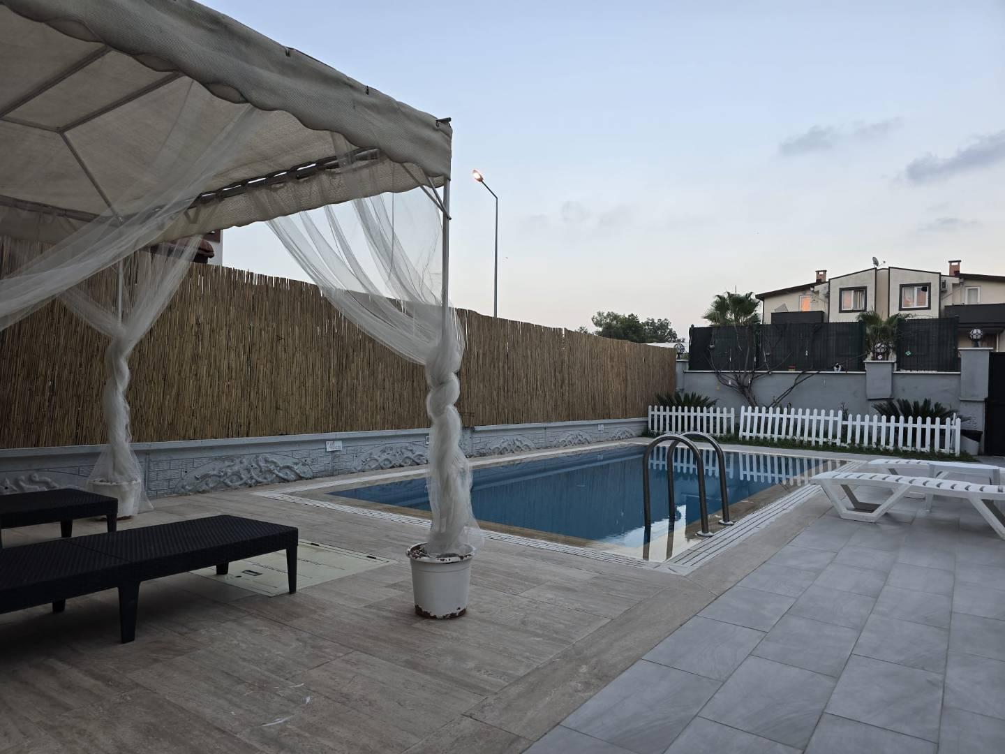 Serik Kadriye'de Geniş Ailelere Uygun, Özel Havuzlu, Konforlu Villa-42756