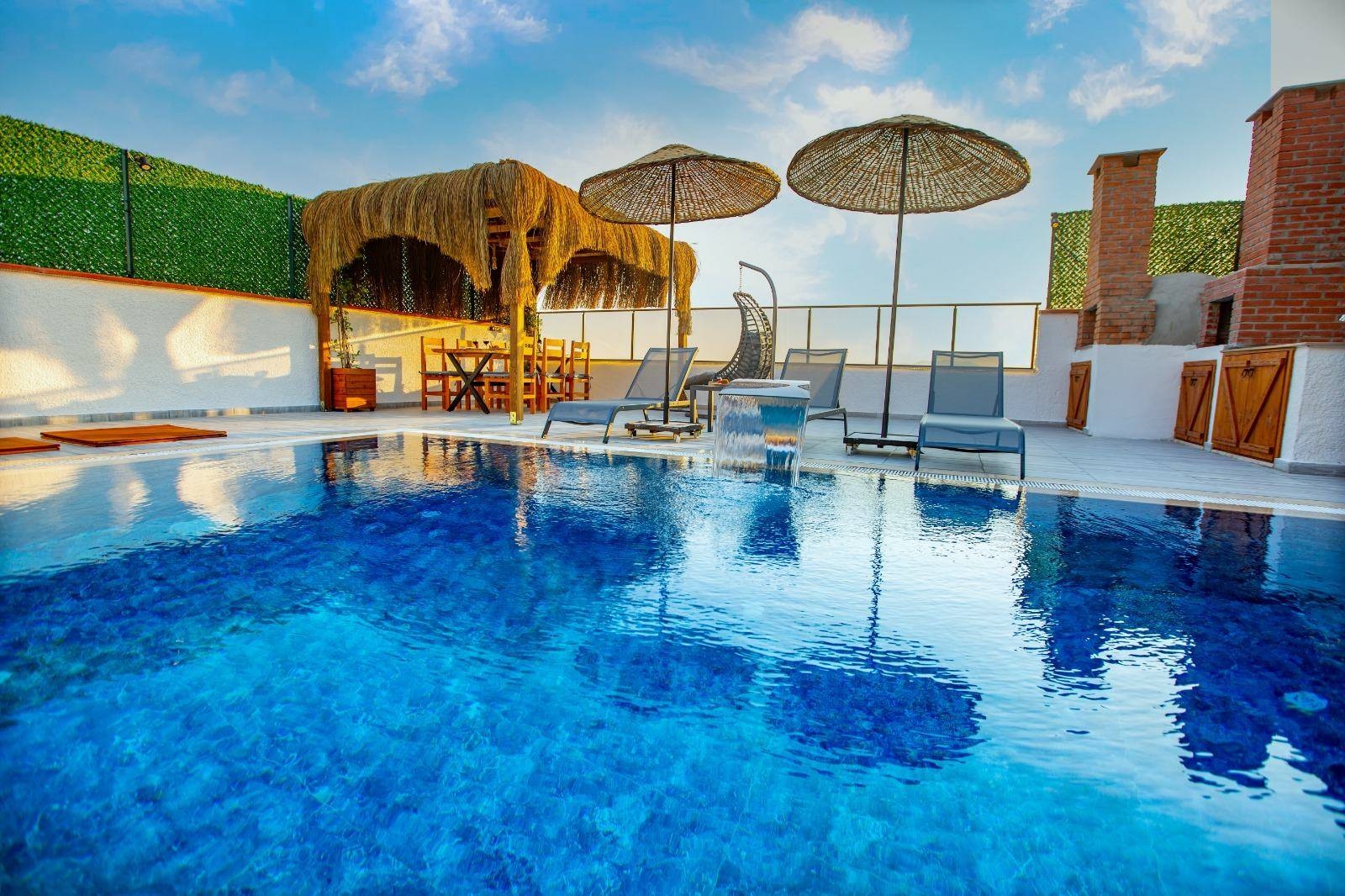 Muğla Seydikemer'de Sakin Konumda, Özel Havuzlu, Kiralık Villa