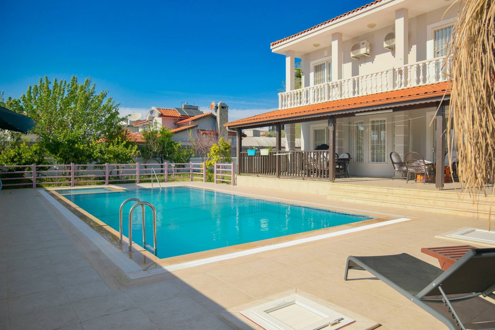 Muğla Seydikemer'de Sakin Konumda, Özel Havuzlu, Ferah Villa