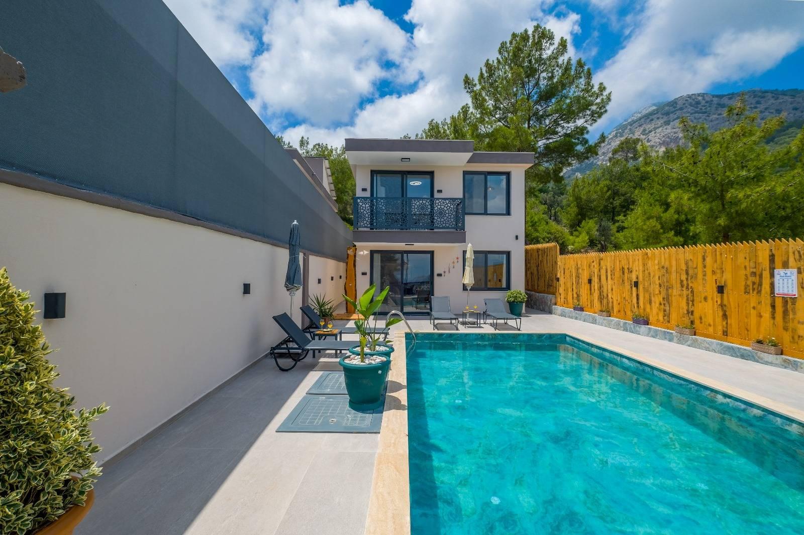 Seydikemer Karadere'de Muhteşem Doğada, Özel Havuzlu, 2+1 Villa-43808