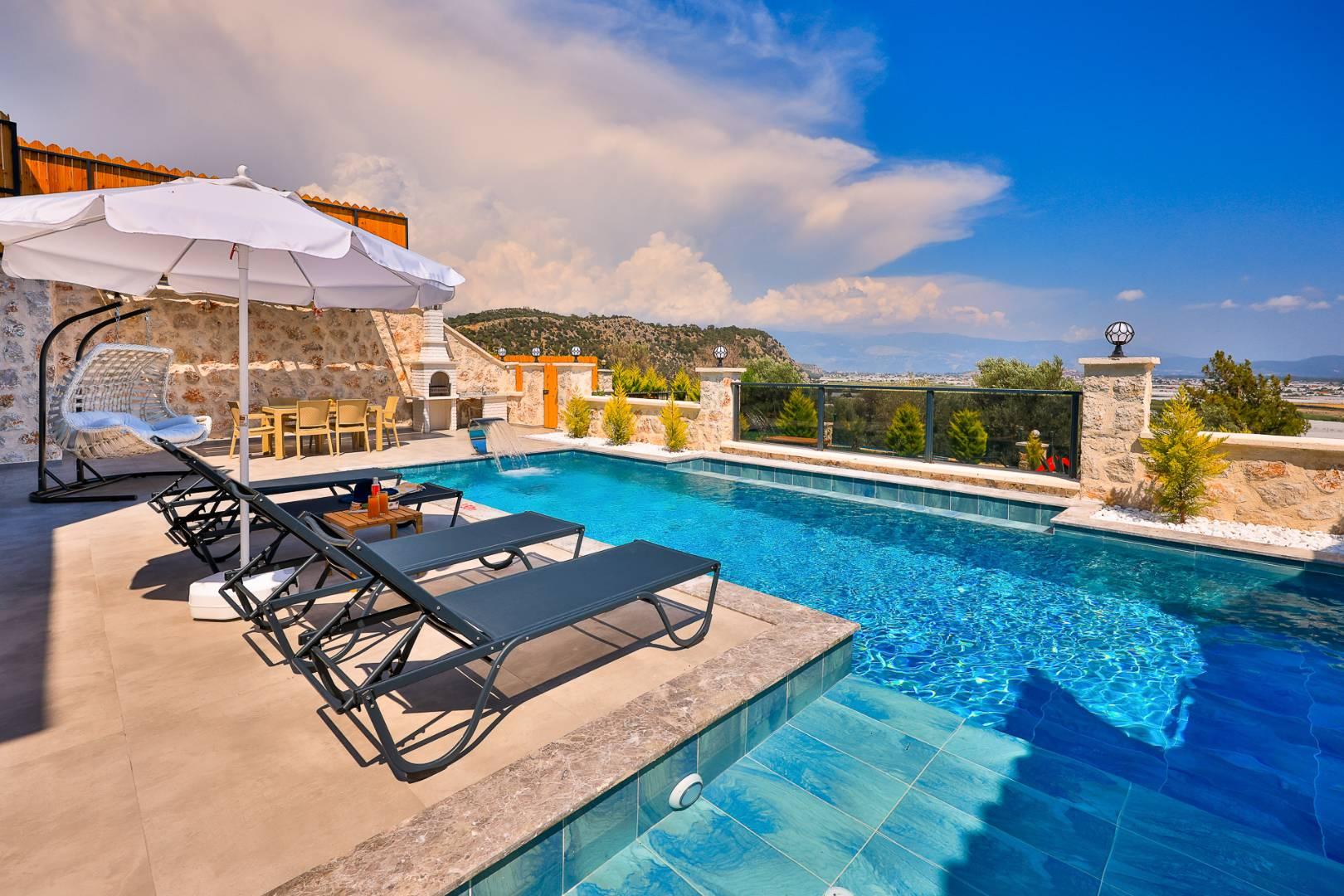 Seydikemer Karadere'de Otantik Mimarili, Özel Havuzlu, 2+1 Villa-43895