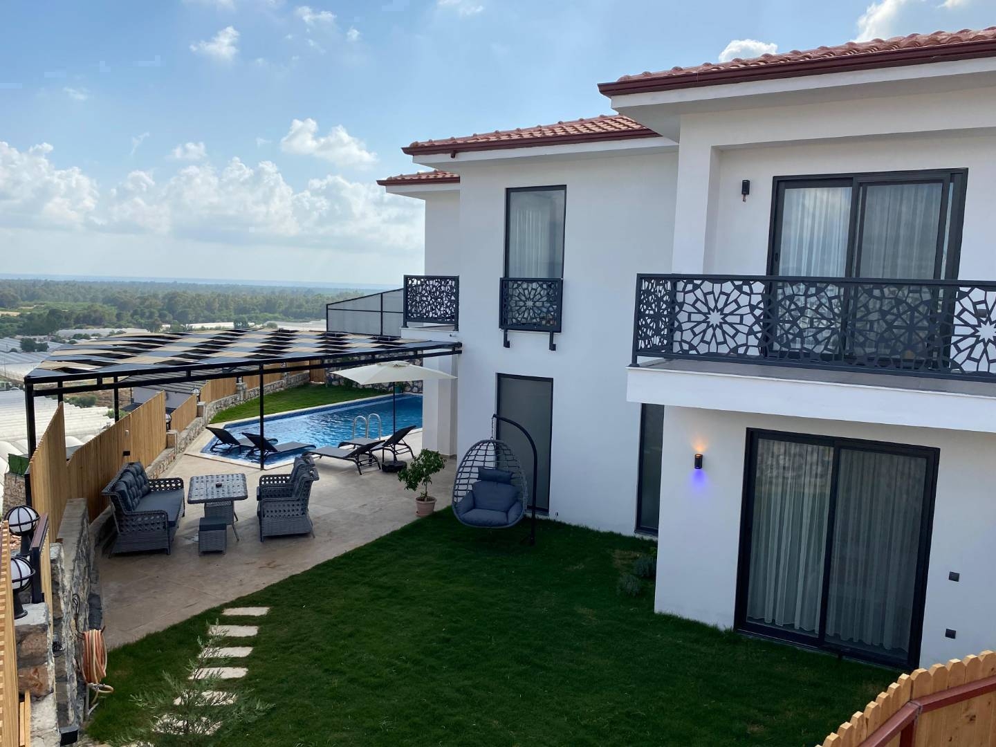 Muğla Seydikemer'de Doğa İçerisinde, Özel Havuzlu, Modern Villa