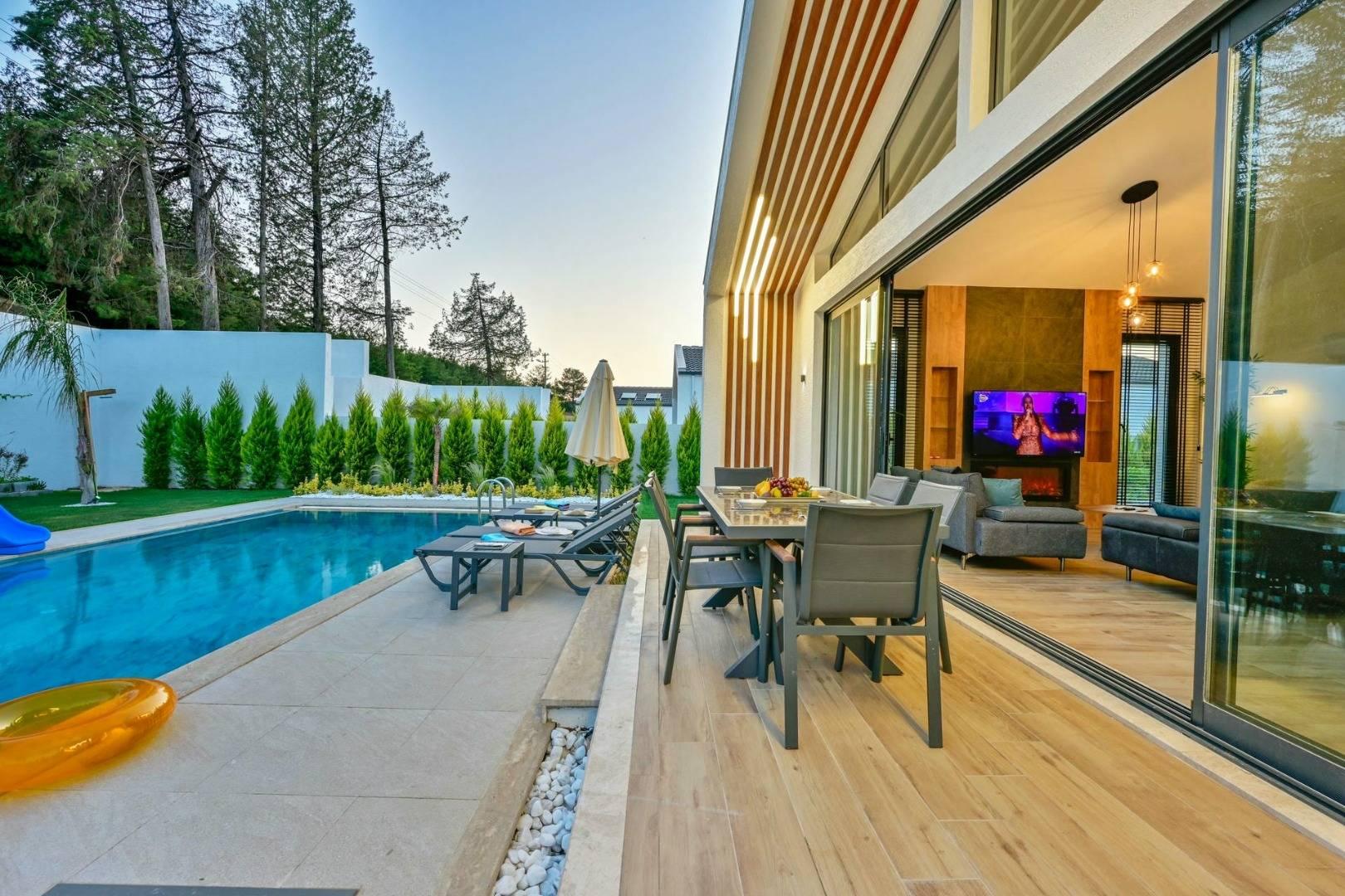 Seydikemer Uğurlu'da Muhteşem Doğada, Özel Havuzlu, Modern Villa-43150