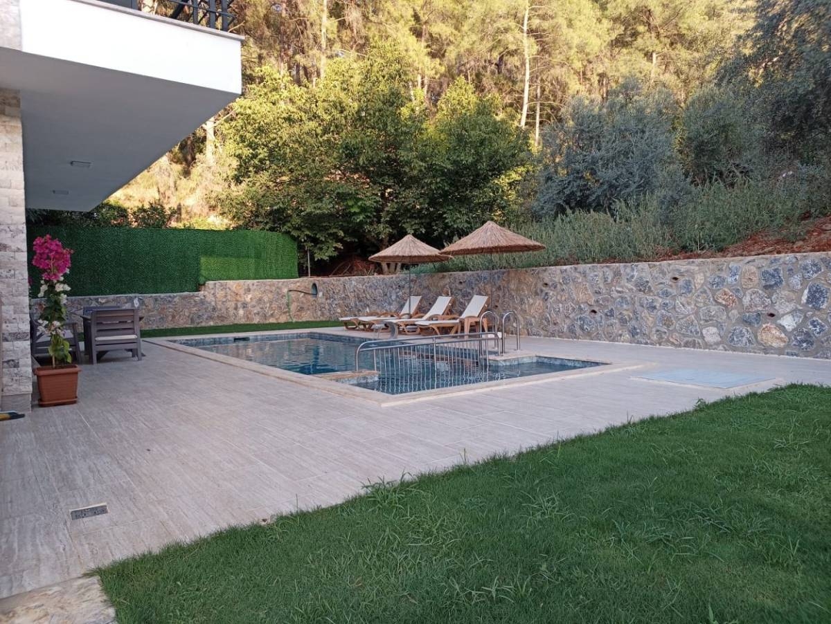 Ula Gökçe'de Doğa İçerisinde, Özel Havuzlu, Kiralık Villa