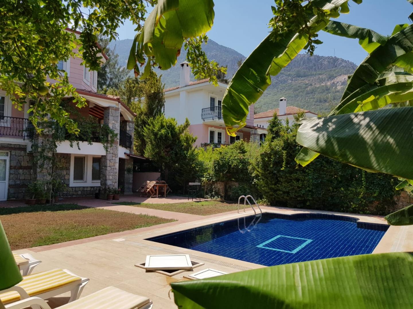 Fethiye Ölüdeniz'de Yemyeşil Doğada, Özel Havuzlu, Otantik Villa