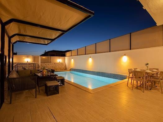 Kaş Andifli'de Doğayla Baş Başa, Özel Havuzlu, İkiz Villa
