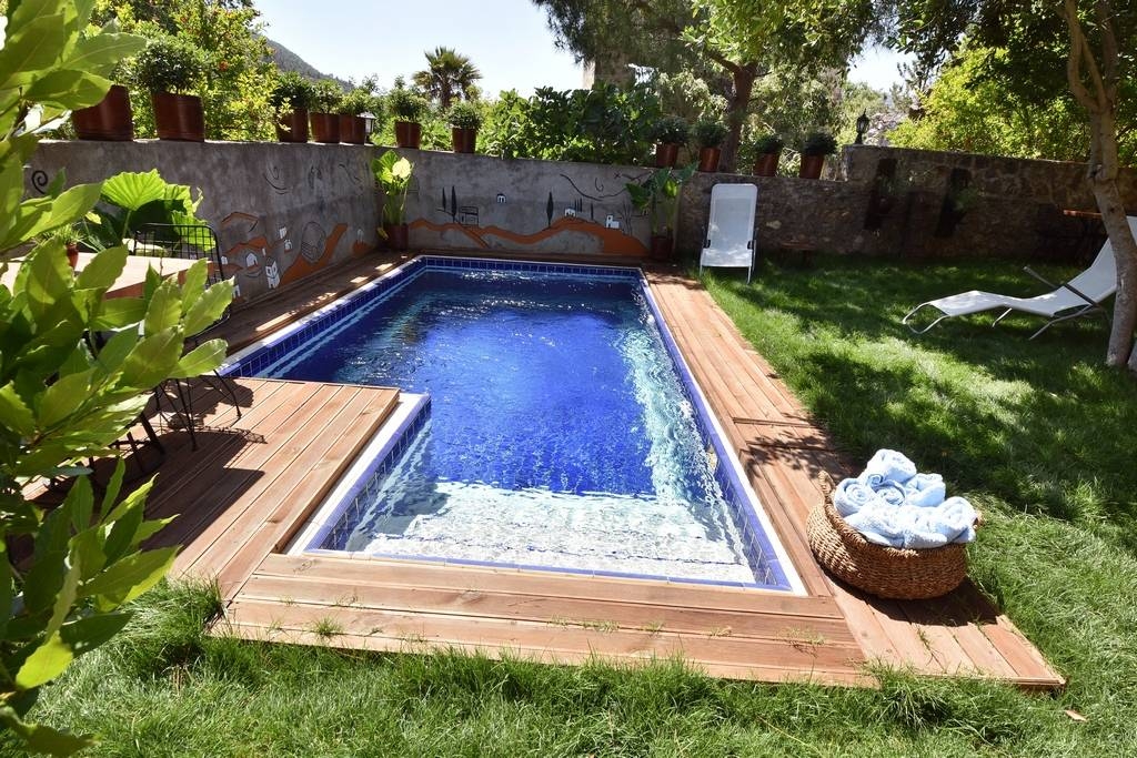 Fethiye Kayaköy'de Rum Mimarisine Sahip, Özel Havuzlu, Bahçeli Villa