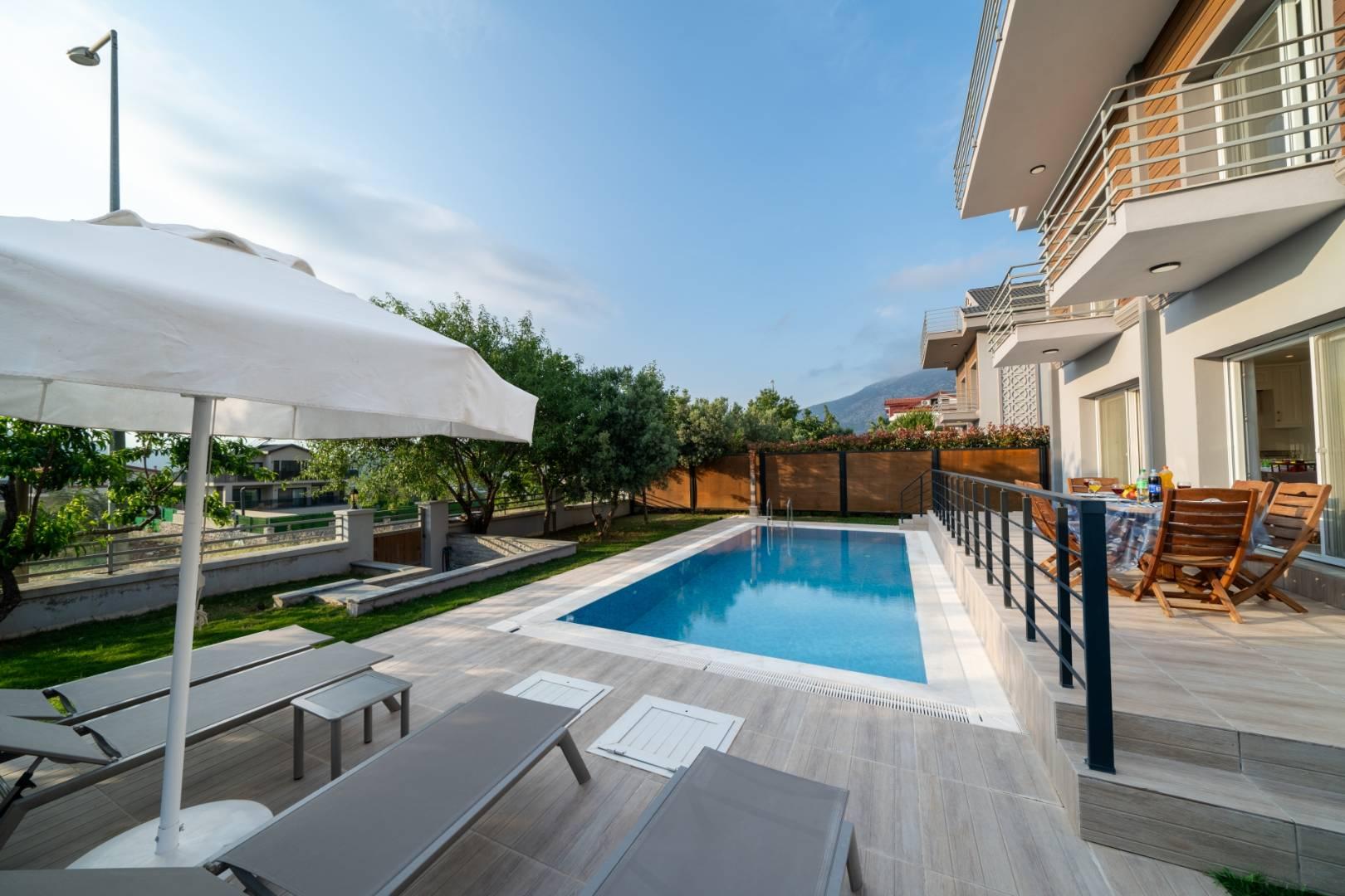 Fethiye Ölüdeniz'de Geniş Ailelere Uygun, Özel Havuzlu, Konforlu Villa-35756