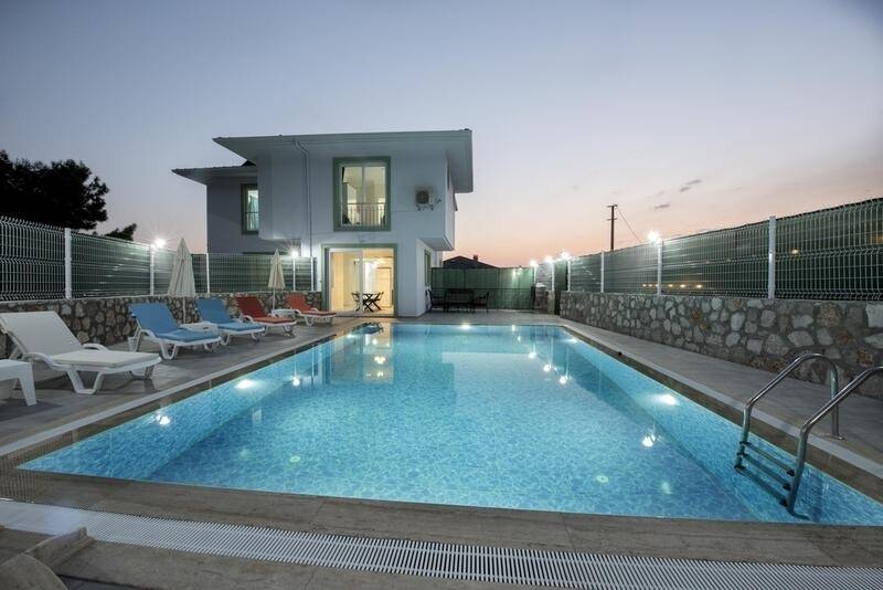 Fethiye Faralya'da Huzurlu Konumda, Özel Havuzlu, Lüks Villa