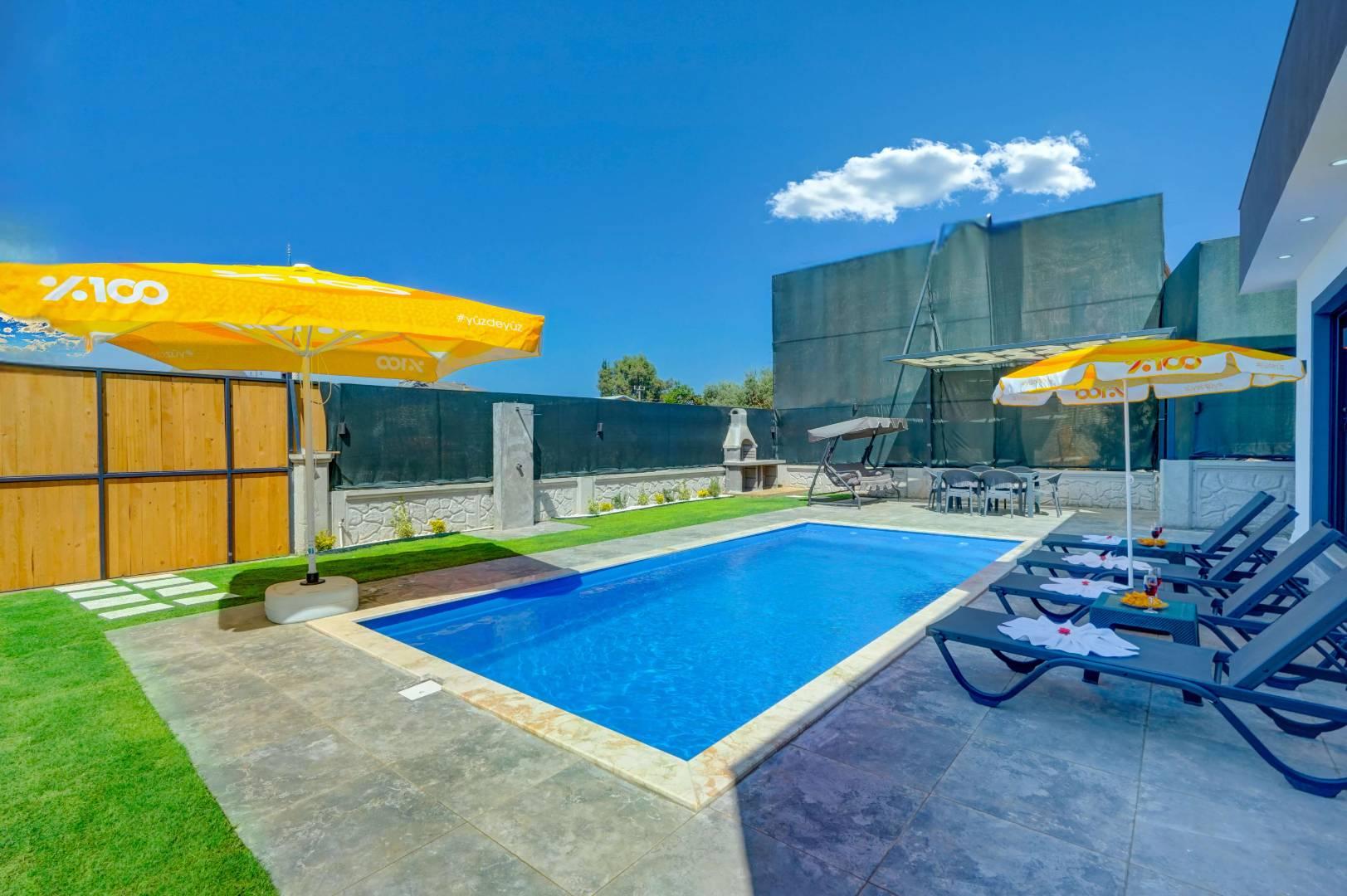 Fethiye Çamköy'de Çekirdek Ailelere Uygun, Özel Havuzlu, Modern Villa-38866