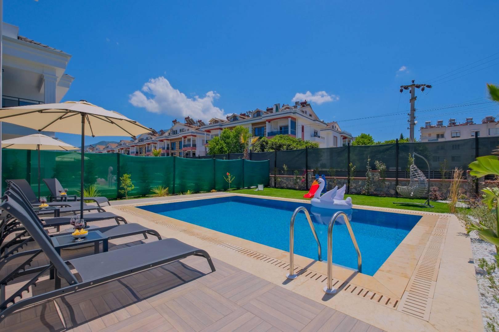 Muğla Fethiye'de Aile Gruplarına Uygun, Özel Havuzlu, Şık Villa-38632