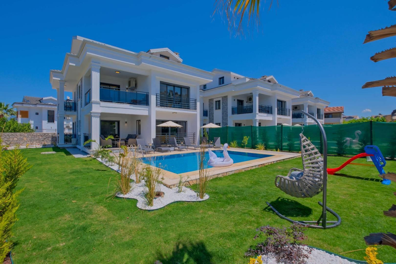 Muğla Fethiye'de Aile Gruplarına Uygun, Özel Havuzlu, Şık Villa-38632