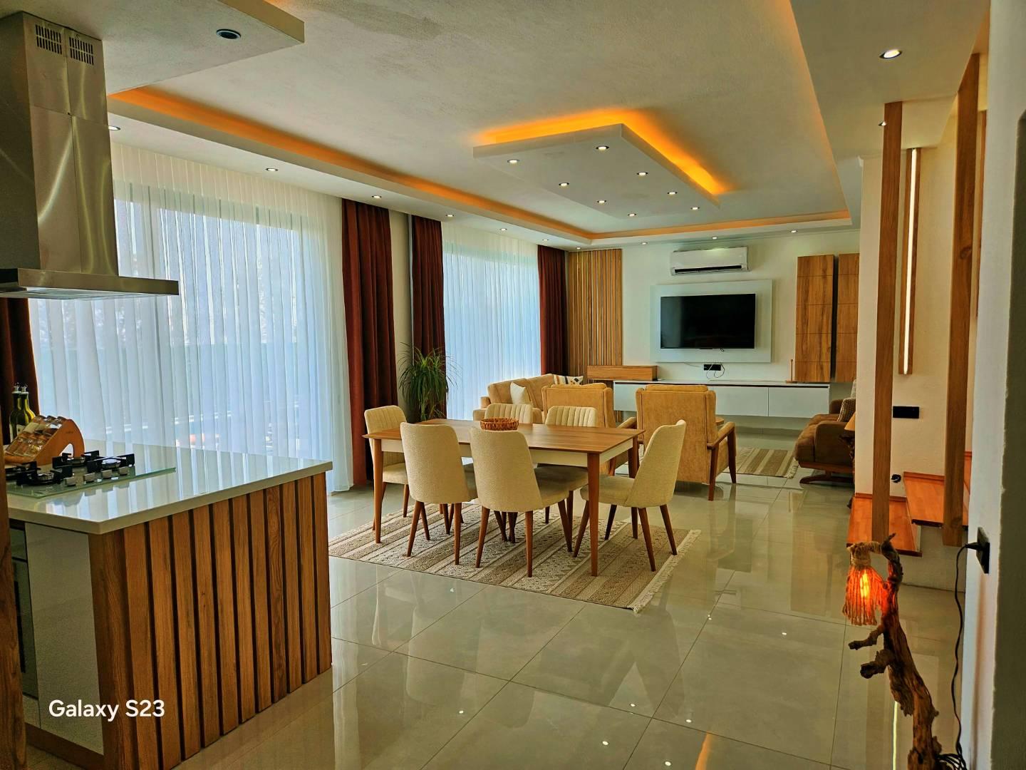 Kaş Çavdır'da Deniz Manzaralı, Açık ve Kapalı Havuzlu, Konforlu Villa-39629