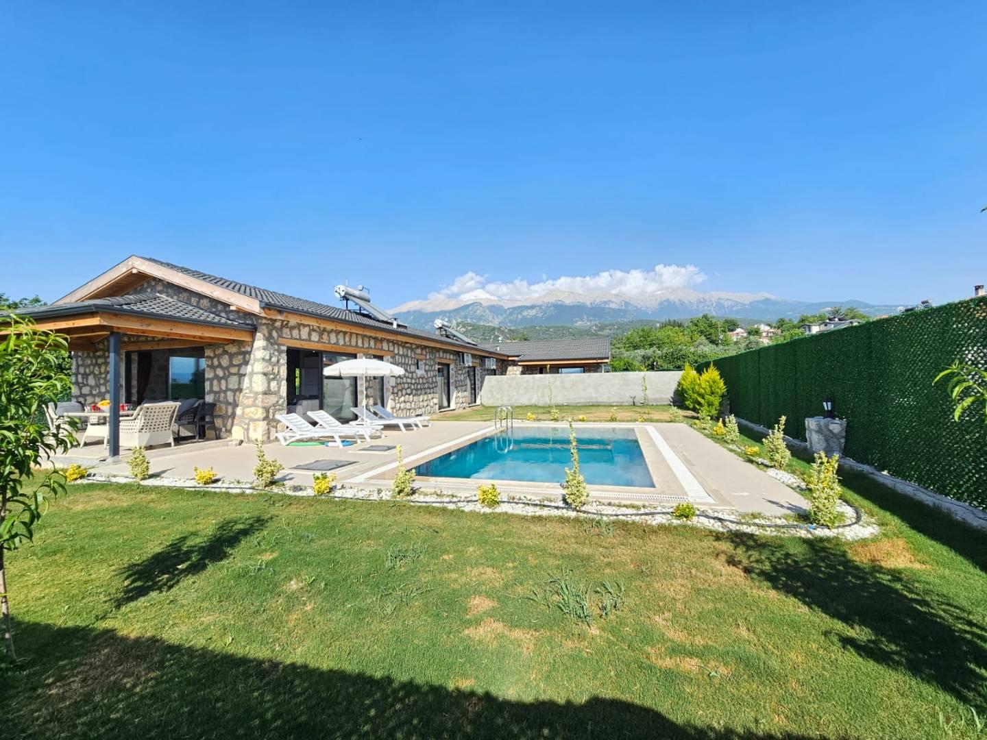 Muğla Seydikemer'de Sakin Konumda, Özel Havuzlu, 2+1 Villa-42766