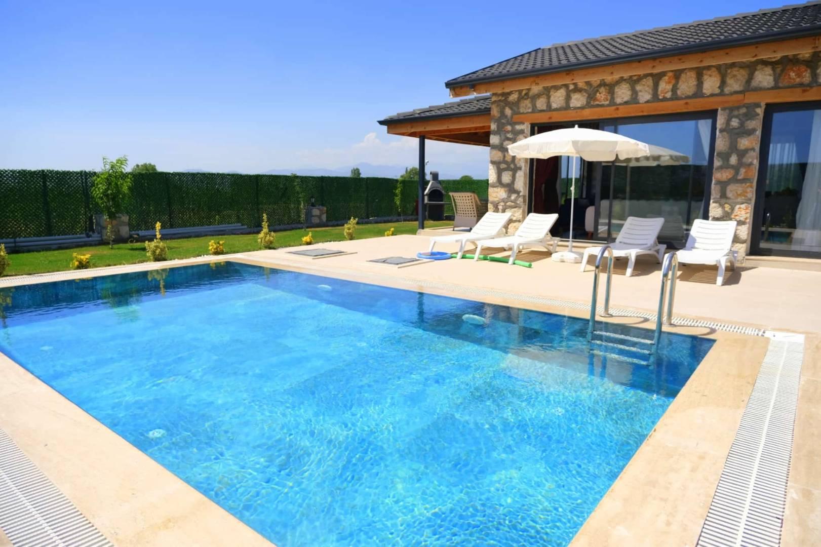 Muğla Seydikemer'de Sakin Konumda, Özel Havuzlu, 2+1 Villa-42766