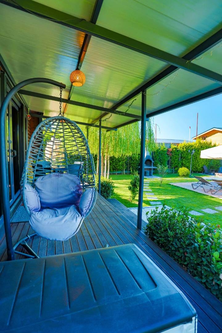 Sapanca'da Doğa İle Baş Başa, Isıtmalı Özel Havuzlu, Konforlu Bungalov